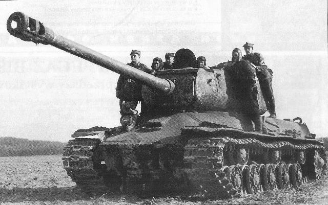 IS-2 z polskiego 4. samodzielnego pułku czołgów ciężkich, Pomorze Zachodnie, marzec 1945 r. (źródło internet)
